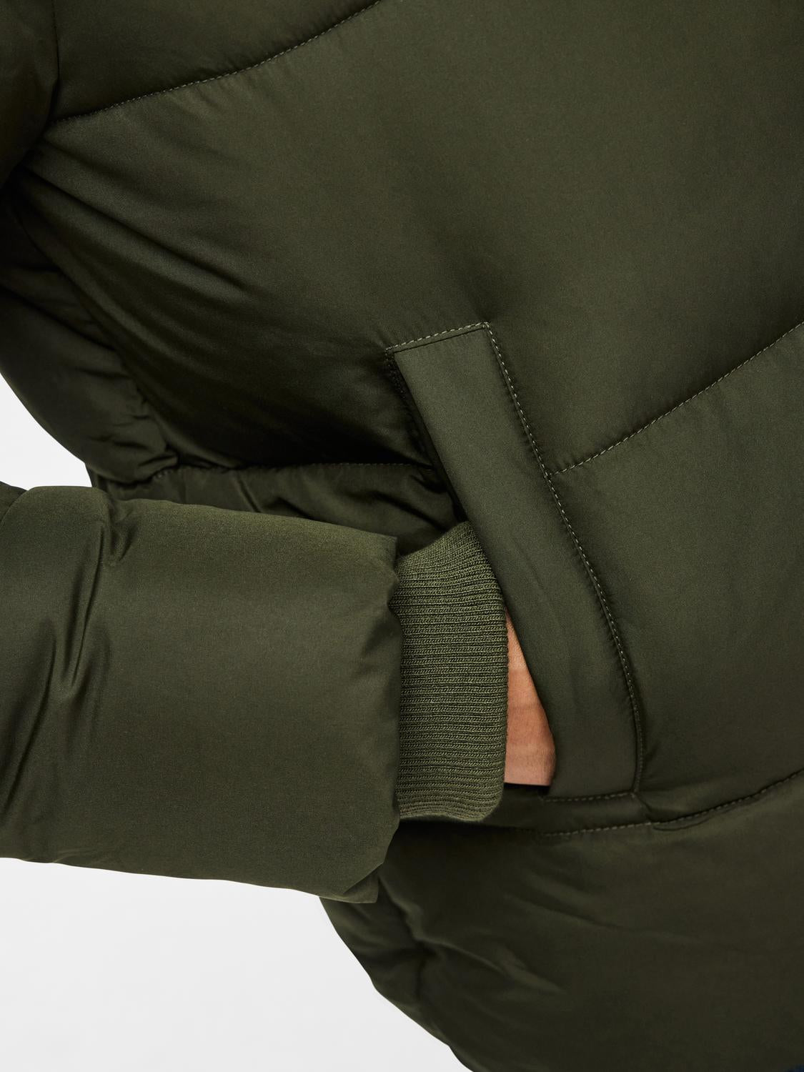 model_shot-detail